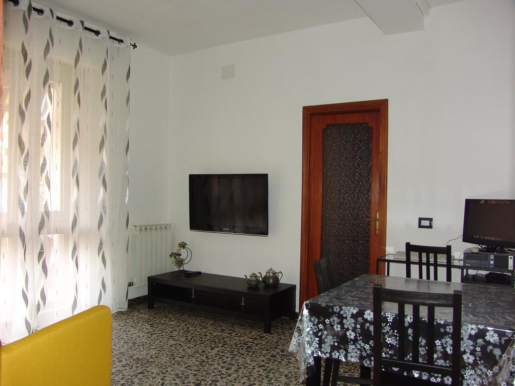 פיזה B&B Myosotis מראה חיצוני תמונה