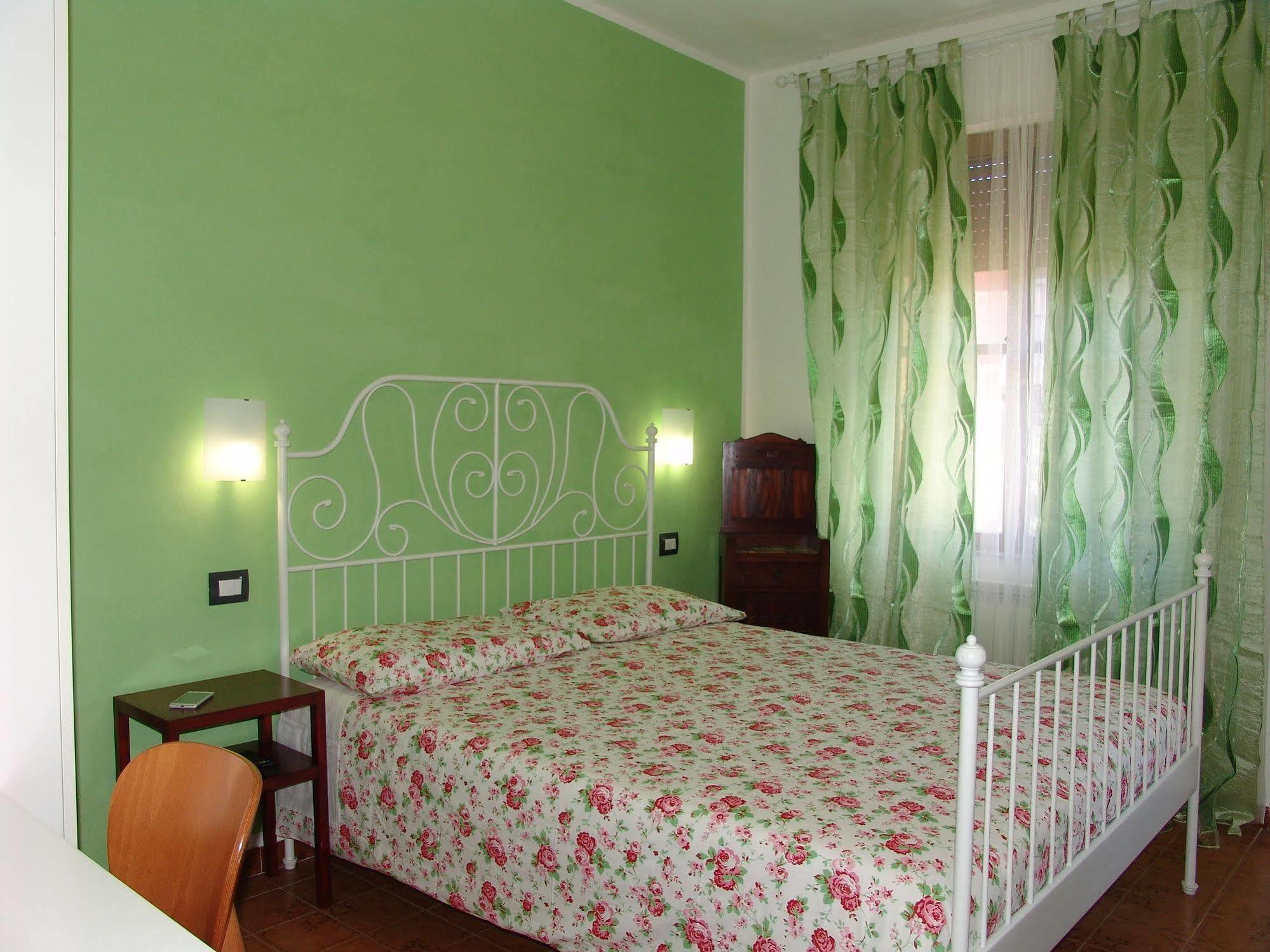 פיזה B&B Myosotis מראה חיצוני תמונה